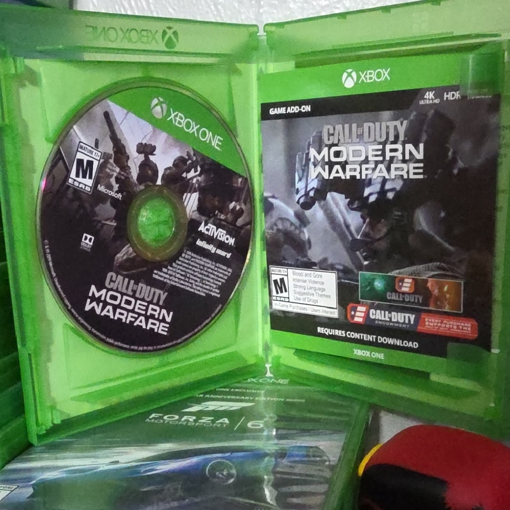 Call of Duty: Modern Warfare for One - Green Case